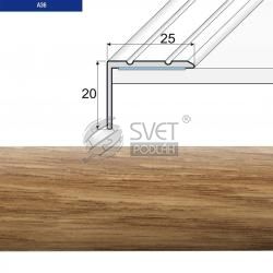 SCHODOVY PROFIL DUB SAMOLEPIACI 2,7 A36